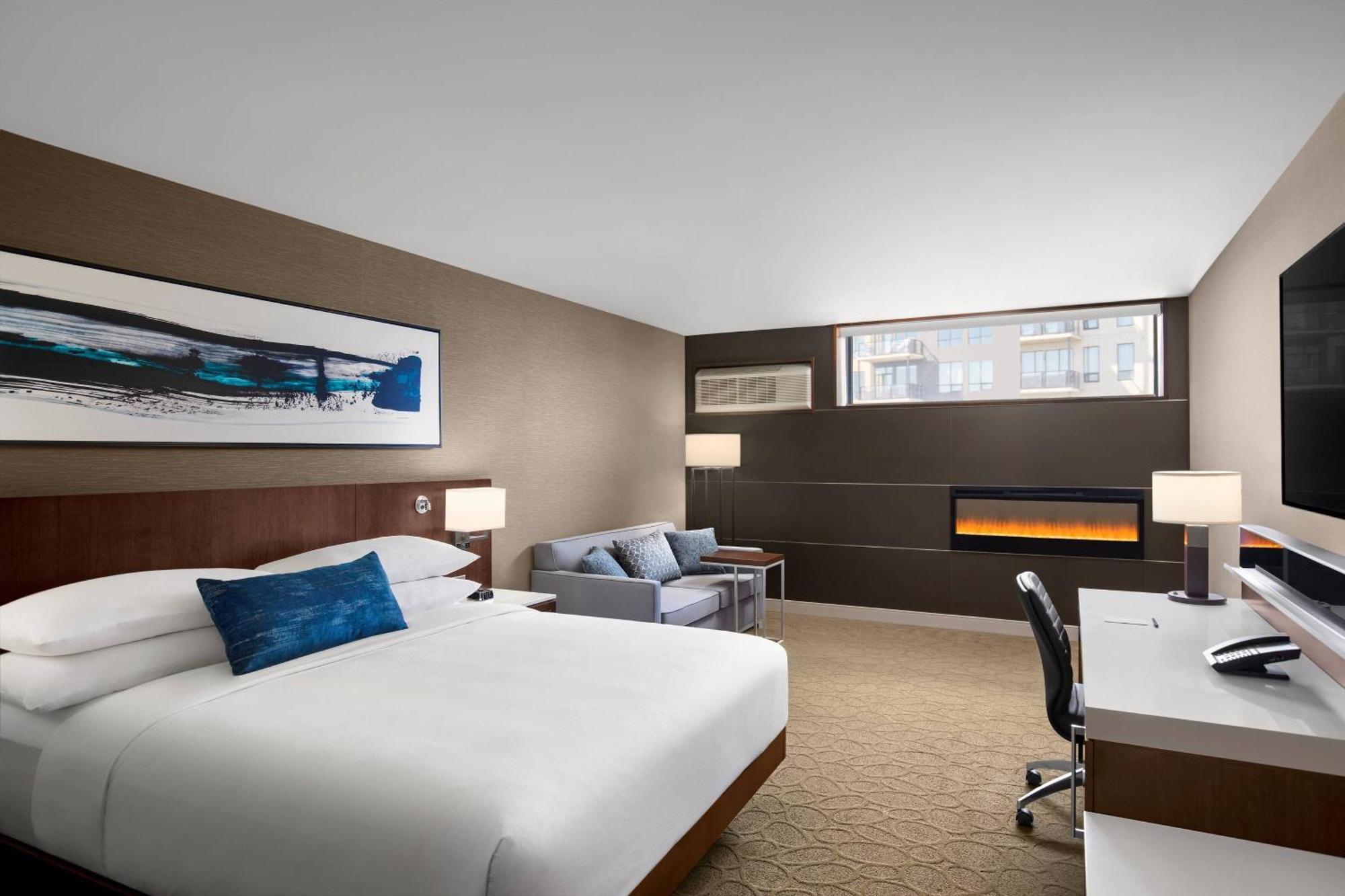 Hotel Delta By Marriott Thunder Bay